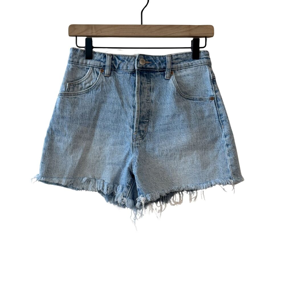 Rolla's Original Short High Rise Cut Off Light Wash Size 28 Beach Summer